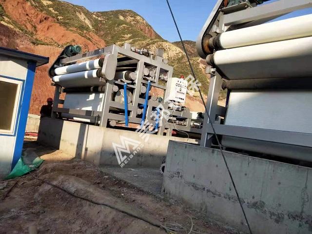 兰州市永靖县洗砂泥浆脱水现场工程